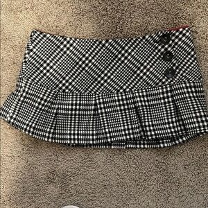 Plaid Wet Seal mini skirt y2k